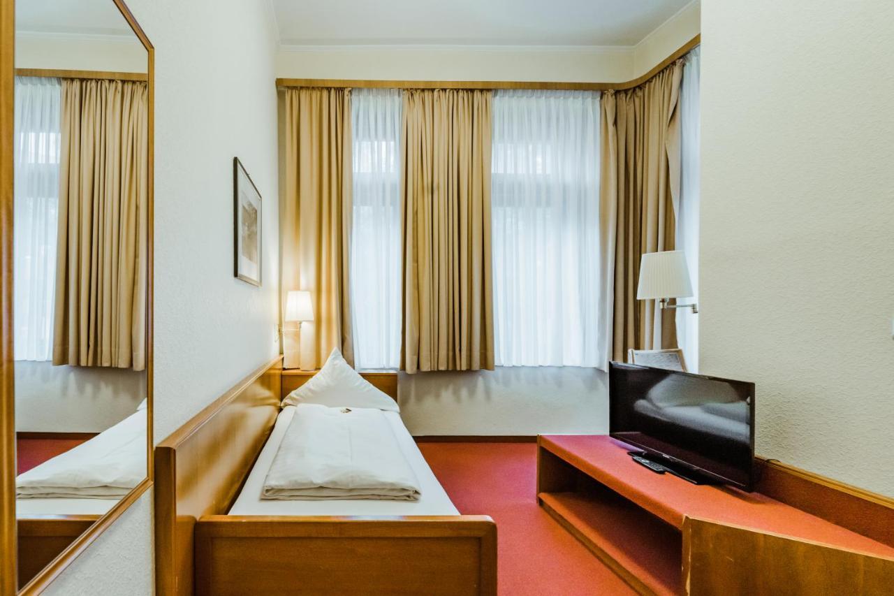 Hotel Am Marschiertor Aachen Exteriör bild