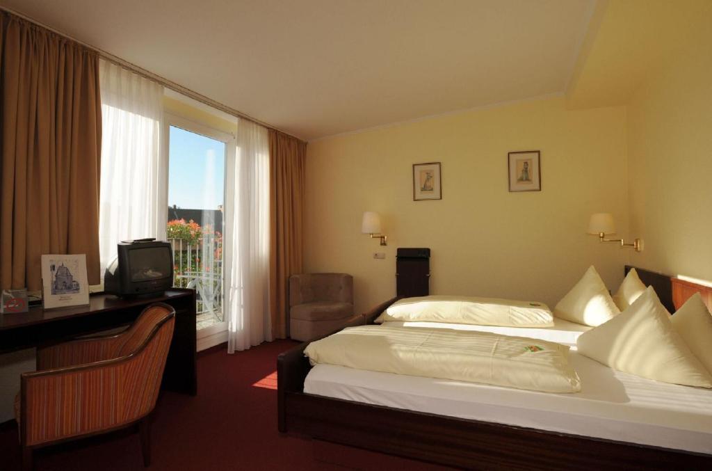 Hotel Am Marschiertor Aachen Rum bild