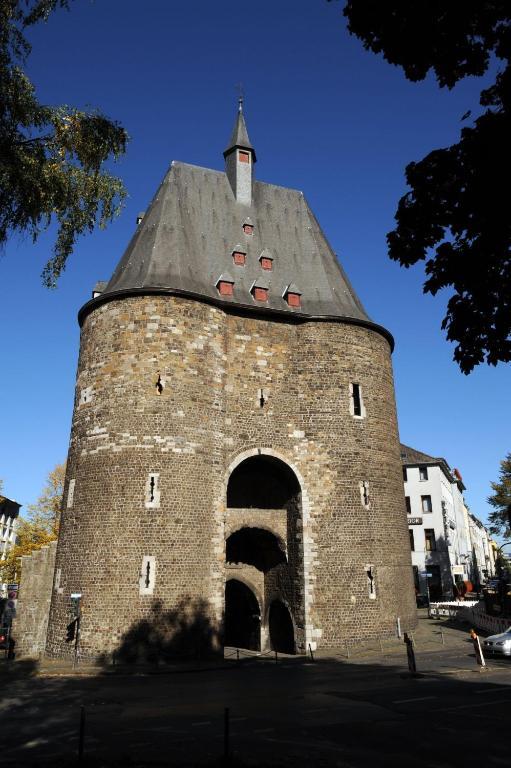 Hotel Am Marschiertor Aachen Exteriör bild